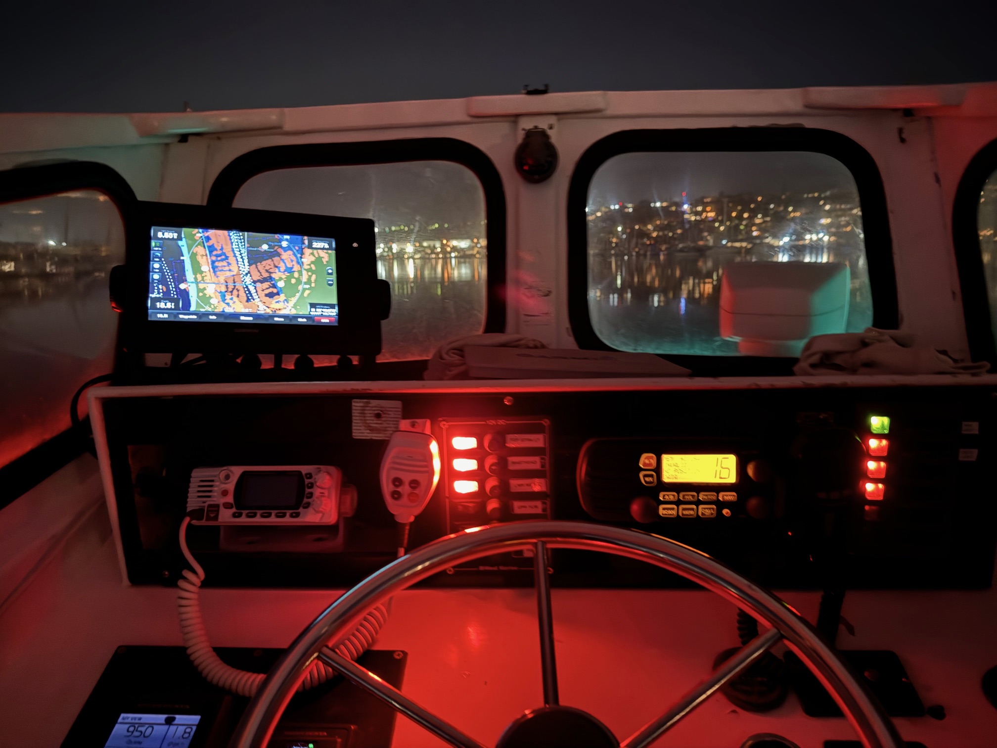 Tow boat on the water in San Diego